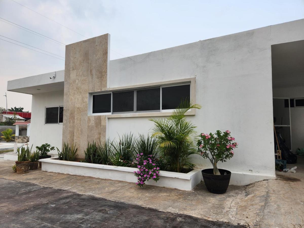 Pergola'S Road House Villa Campeche Luaran gambar